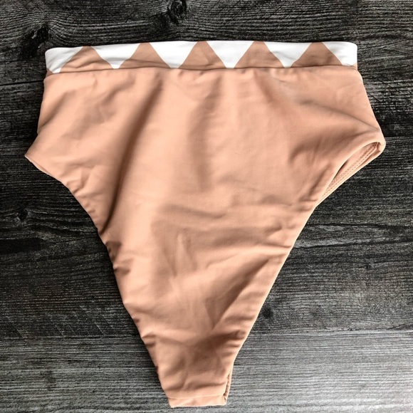 House of Harlow 1960 X Revolve Veda High Rise Tan Bikini Bottoms Small - Picture 3 of 5